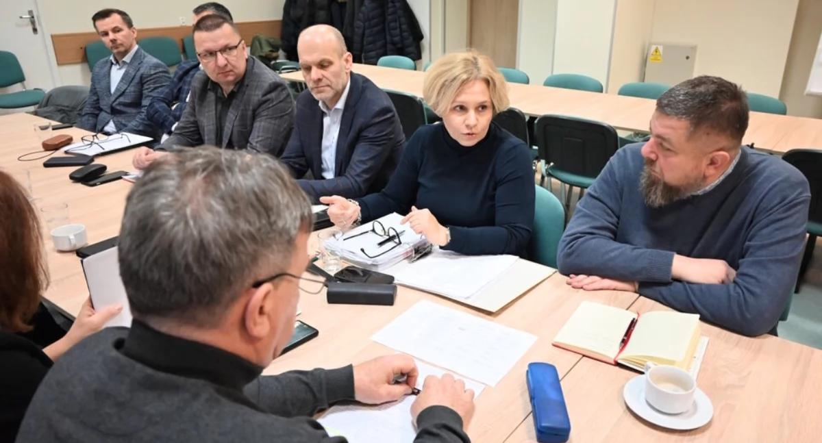 Starostwo Powiatowe, Kołobrzeska dyrektor pokieruje Konwentem Zarządców Dróg Powiatowych - zdjęcie, fotografia
