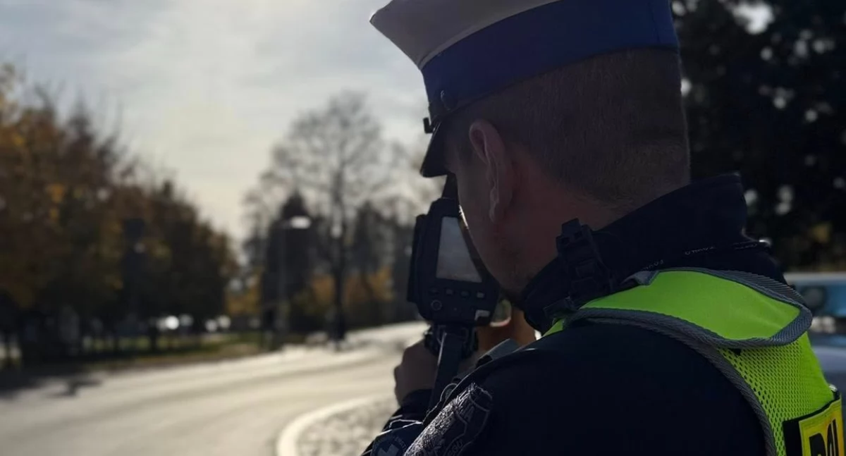 Kronika policyjna, Prawie wykroczeń kierowców policyjna akcja drogach powiatu - zdjęcie, fotografia