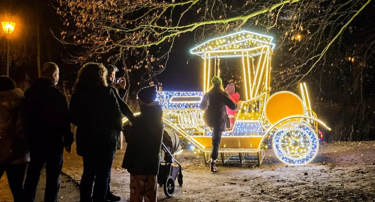 Wiadomości, wyglądają ozdoby świąteczne naszych sąsiadów - zdjęcie, fotografia