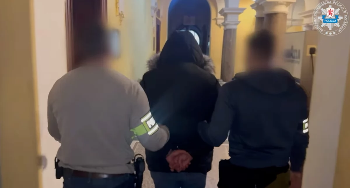Kronika policyjna, Biegły Kołobrzegu pomógł rozbiciu piramidy finansowej rynku kryptowalut - zdjęcie, fotografia