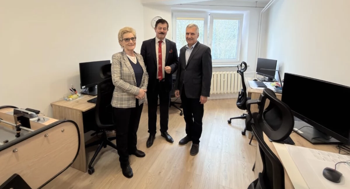 Starostwo Powiatowe, ośrodek kuratorski rozpoczął działalność Kołobrzegu - zdjęcie, fotografia