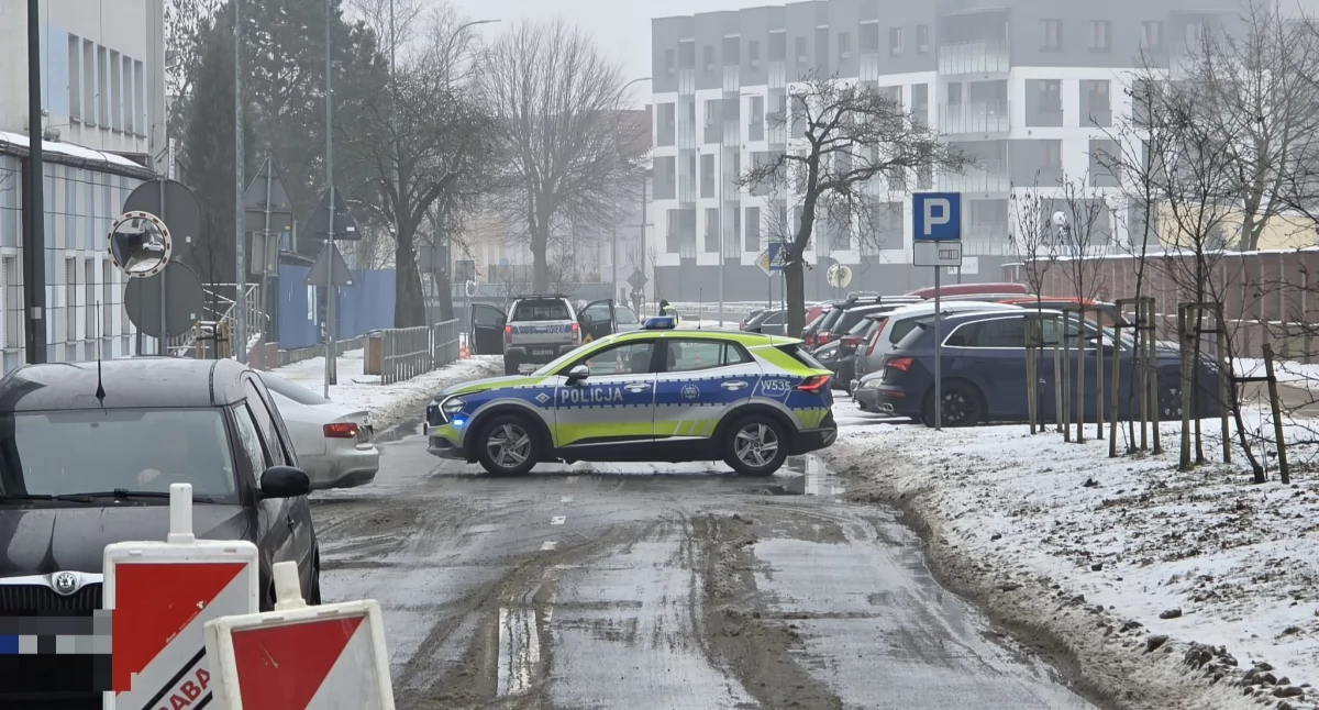 Wypadki drogowe, Potrącenie pieszej Artyleryjskiej Ulica chwilowo zablokowana - zdjęcie, fotografia