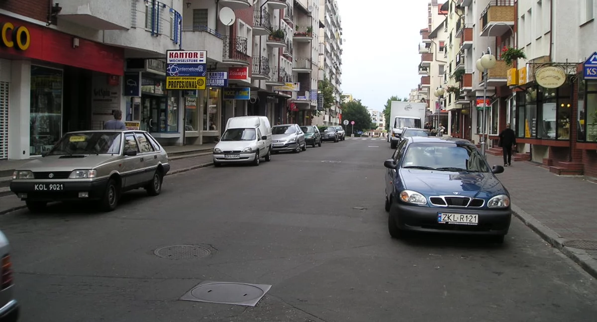 Wiadomości, Kołobrzeskie ulice sprzed Poznajesz [quiz] - zdjęcie, fotografia