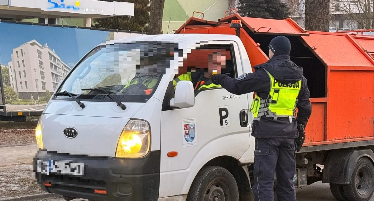Kronika policyjna, Blisko tysiąc kontroli tylko jeden „na podwójnym gazie” Policja podsumowała kolejną akcję - zdjęcie, fotografia