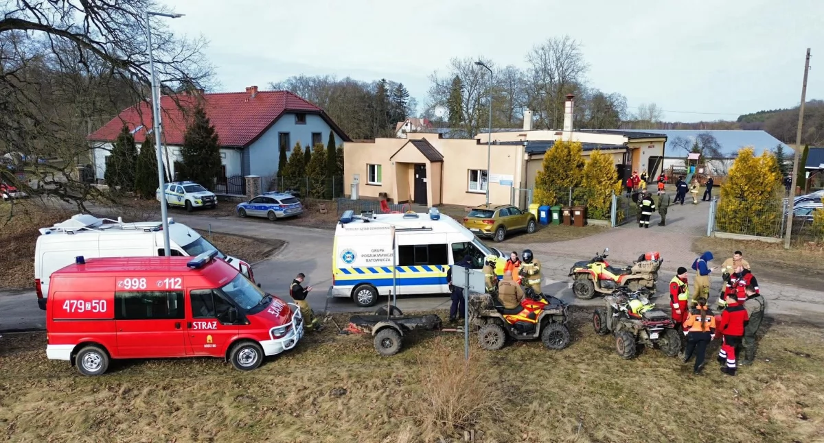 Wiadomości, Smutny finał poszukiwań latka Służby zakończyły akcję - zdjęcie, fotografia