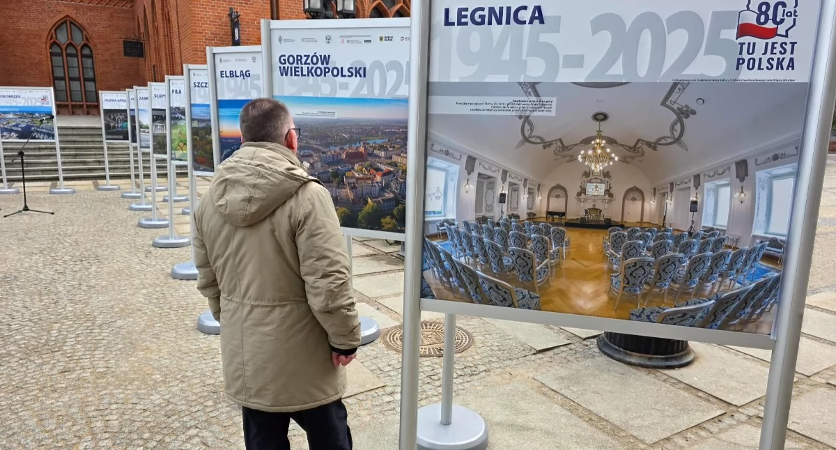 Wiadomości, Zobacz zmieniały Ziemie Zachodnie Otwarto wystawę centrum Kołobrzegu - zdjęcie, fotografia