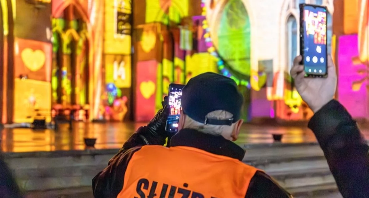 Wiadomości, Ratusz rozbłyśnie Wielkanoc Świąteczne pokazy mappingu niedzieli - zdjęcie, fotografia
