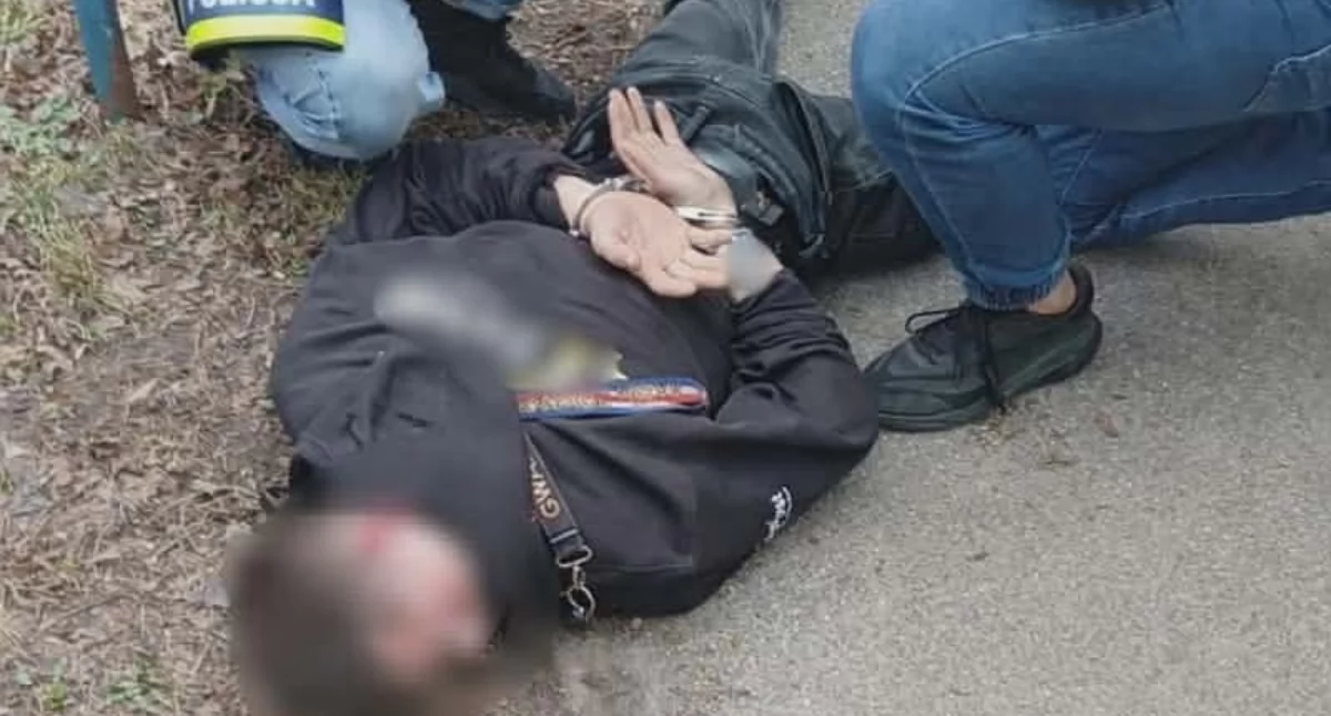 Wiadomości, Napadli latka klubowej kurtki Trzech mężczyzn zarzutami - zdjęcie, fotografia