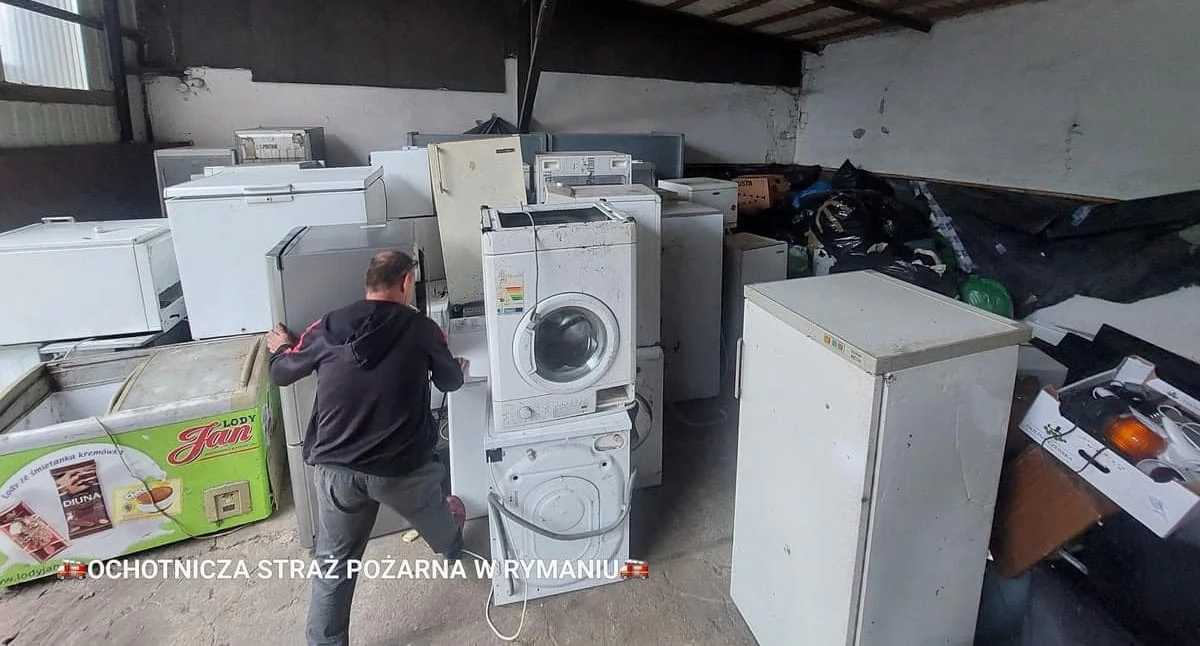 Wiadomości, starą pralkę lodówkę monitor Oddaj strażakom - zdjęcie, fotografia