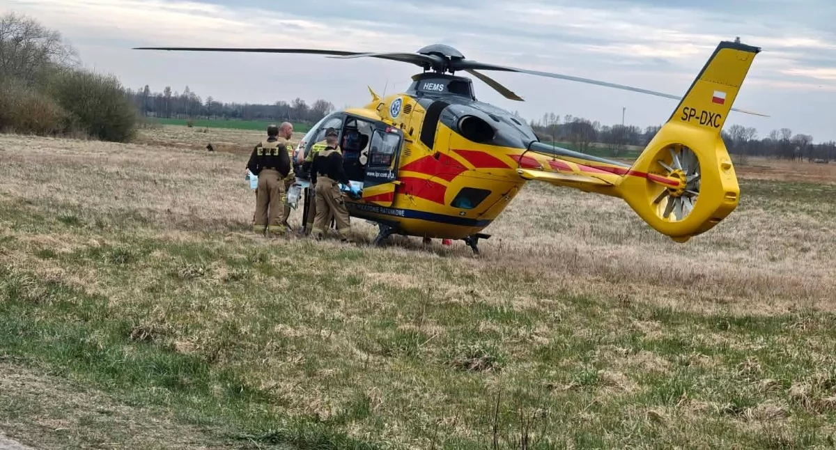 Wiadomości, Wypadek podczas ogrodniczych Wezwano śmigłowiec - zdjęcie, fotografia