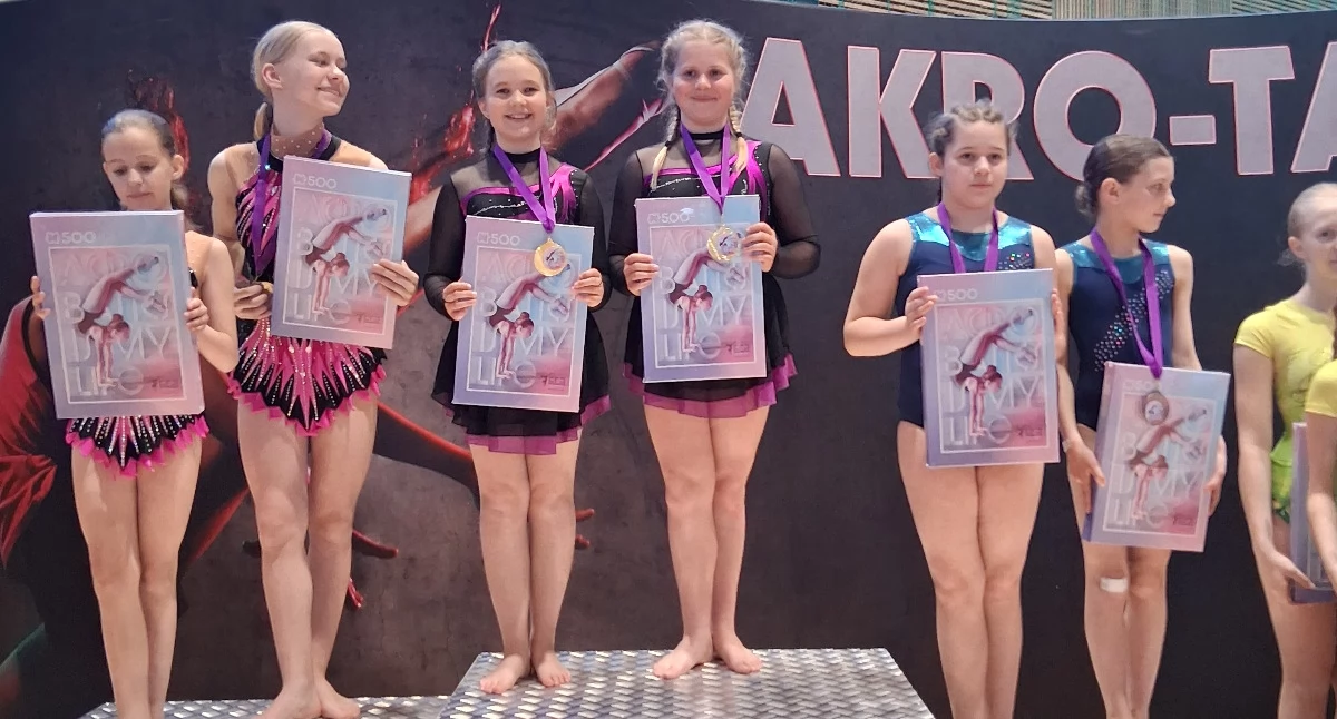 Taniec, Zdominowały zawody Lesznie Kołobrzeżanki podium - zdjęcie, fotografia