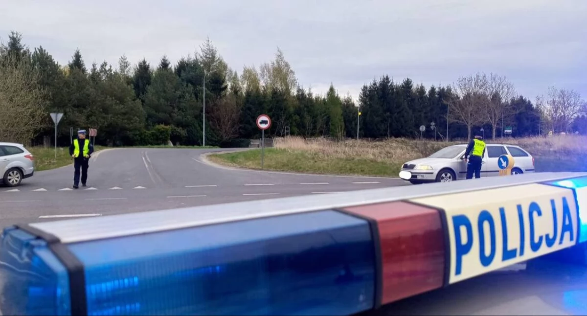 Wiadomości, Ponad tysiąc kontroli jeden nietrzeźwy kierowca Poranna akcja policji - zdjęcie, fotografia