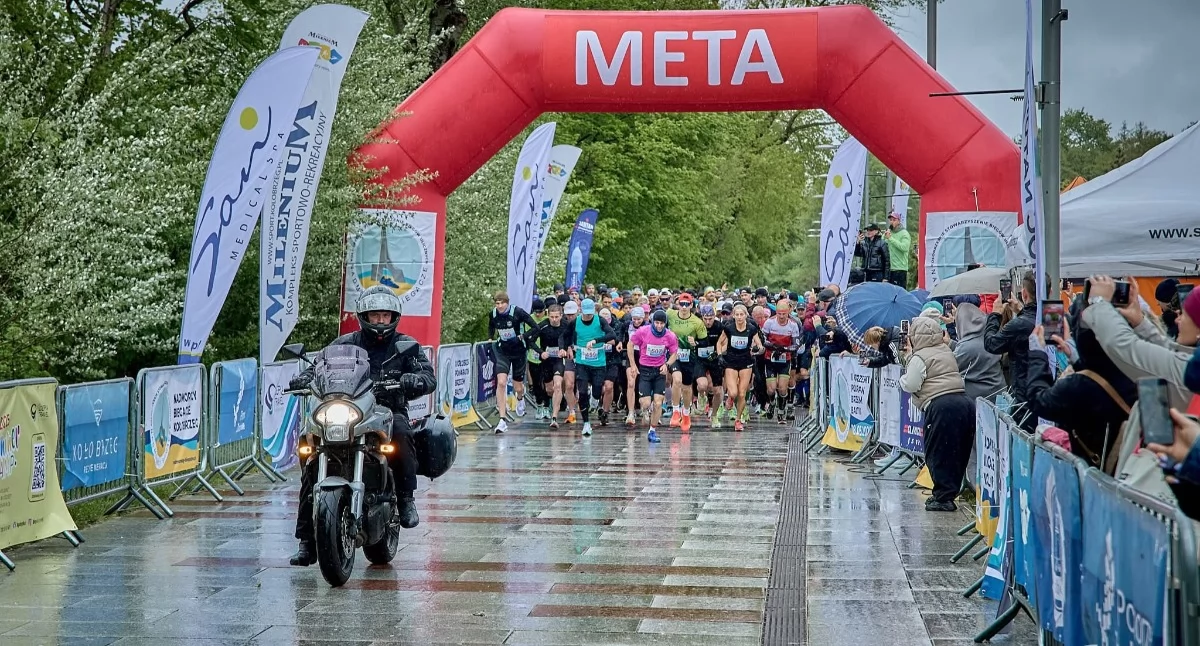 Bieganie, Biegacze całej Polski przyjadą Kołobrzegu Półmaraton Brzegiem Bałtyku - zdjęcie, fotografia