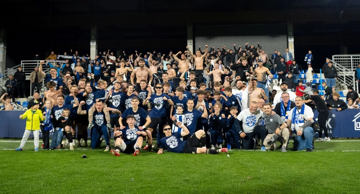 MKS Kotwica Kołobrzeg awansowała do 4 ligi - foto Gracjan Kierul