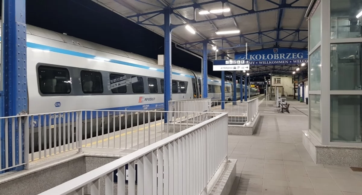 Wiadomości, Koniec utrudnień komunikacji zastępczej Pendolino pojedzie morza góry - zdjęcie, fotografia
