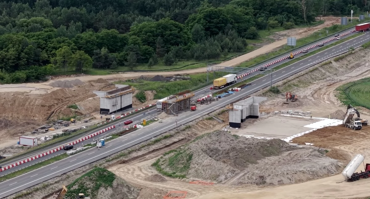 Wiadomości, autostradzie powstaje ważne infrastruktura Będą utrudnienia ruchu - zdjęcie, fotografia