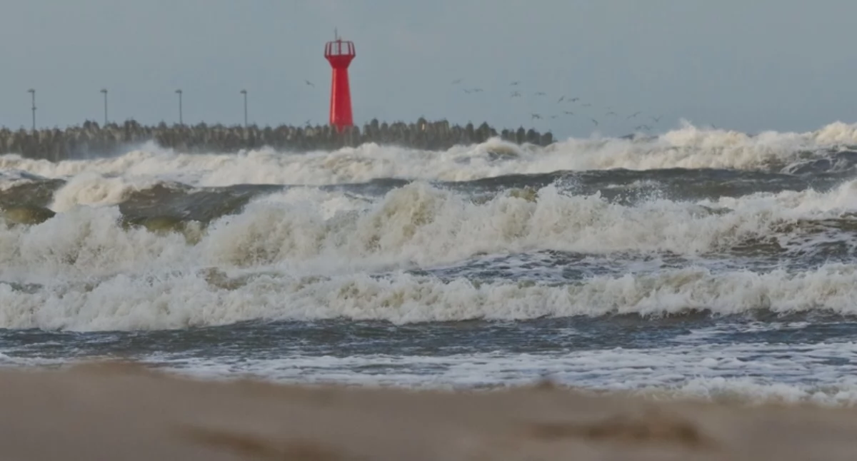 Pogoda w Kołobrzegu , Komunikat ostrzeżenie przed silnym wiatrem - zdjęcie, fotografia