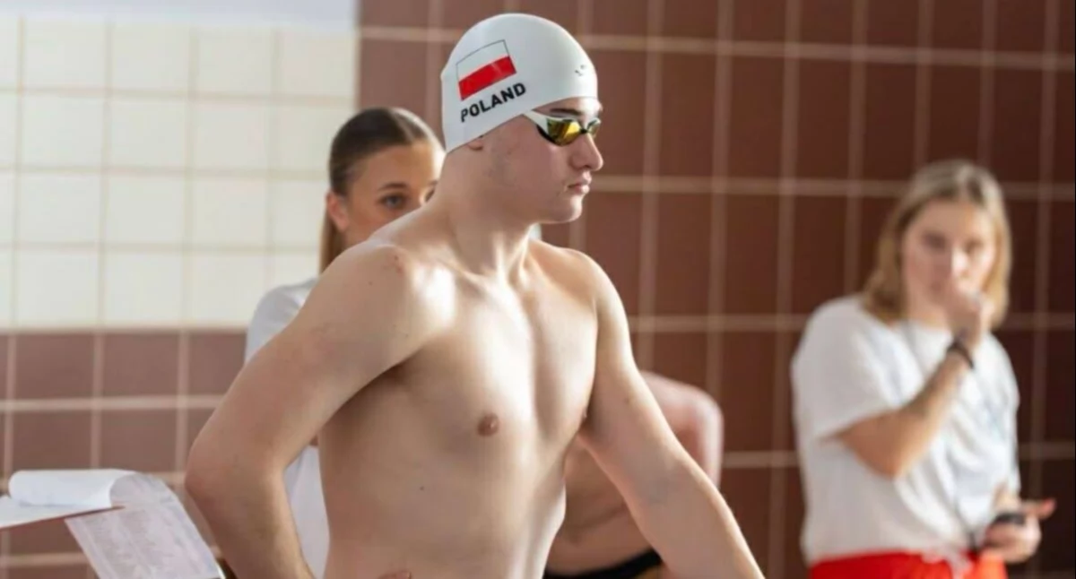 Pływanie, Oświęcimia wrócili medalami rekordami Udany koniec sezonu pływaków - zdjęcie, fotografia