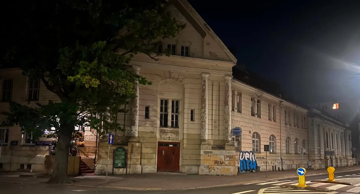 Wiadomości, urzędu centrum kultury Pomysłów Maronę brakowało - zdjęcie, fotografia