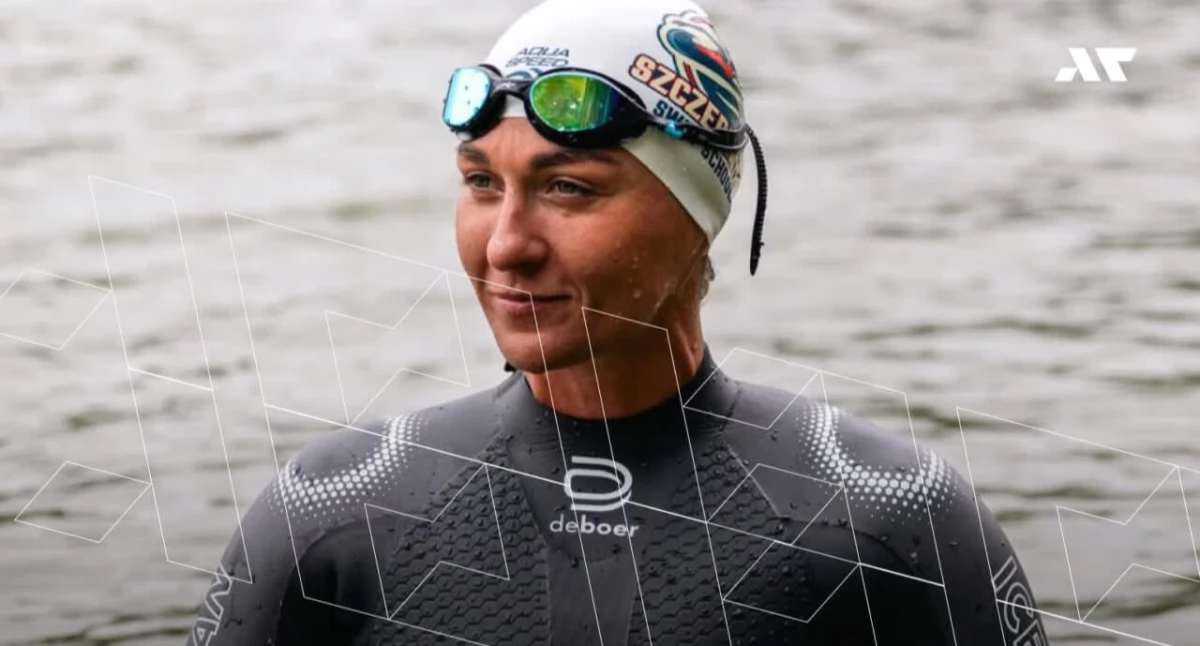 Wiadomości, Karolina Szczepaniak zakończyła próbę przepłynięcia Bałtyku wodzie spędziła godzin - zdjęcie, fotografia