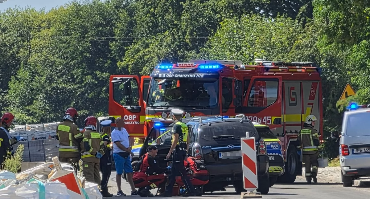 Wiadomości, Samochód uderzył wysepkę Poszkodowana została pasażerka - zdjęcie, fotografia