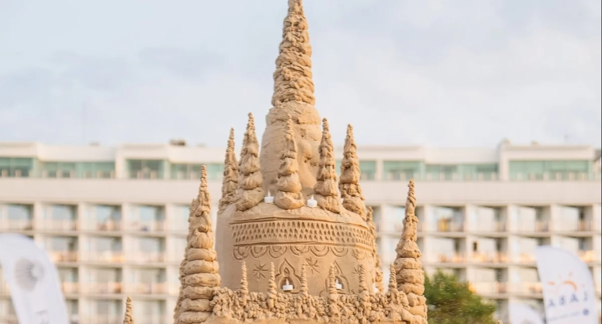 Wiadomości, Przyjdź zobacz biją rekord plaży powstanie gigantyczny zamek piasku - zdjęcie, fotografia