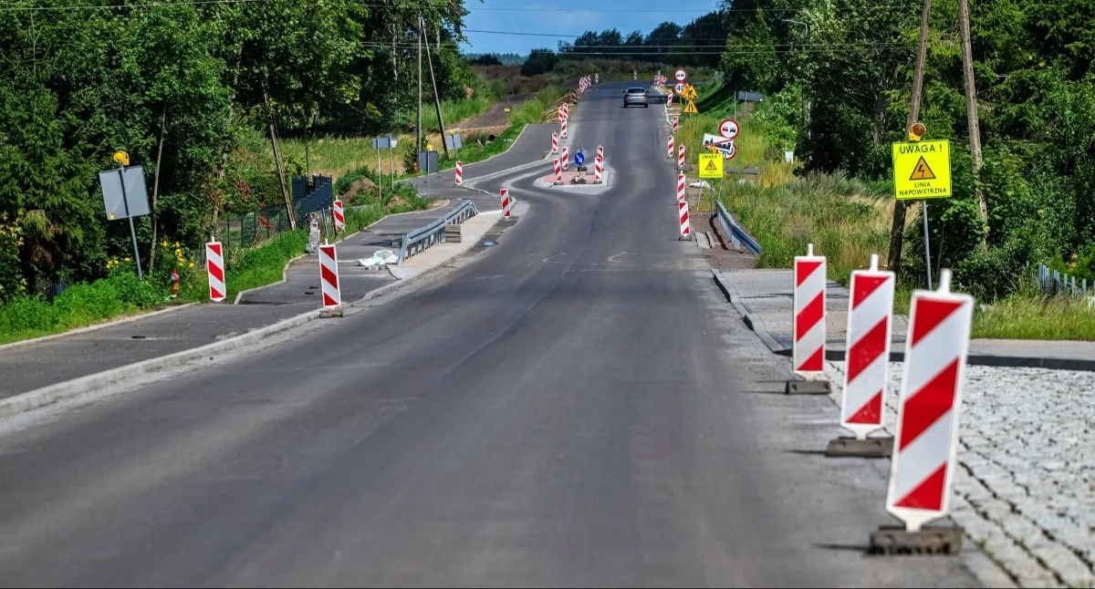 Wiadomości, Szybciej bezpieczniej Kołobrzegu Trzebiatowa Kiedy zostać otwarta DW102 - zdjęcie, fotografia