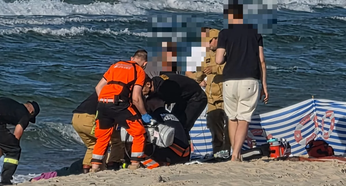 WOPR/SAR, Dramatyczna walka życie latka plaży Resuscytacja trwała pół godziny - zdjęcie, fotografia