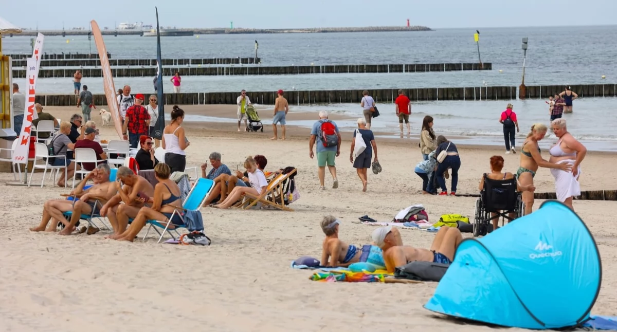Wiadomości, Słoneczny wrzesień Kołobrzegu Zobacz wyglądała plaża [ZDJĘCIA] - zdjęcie, fotografia