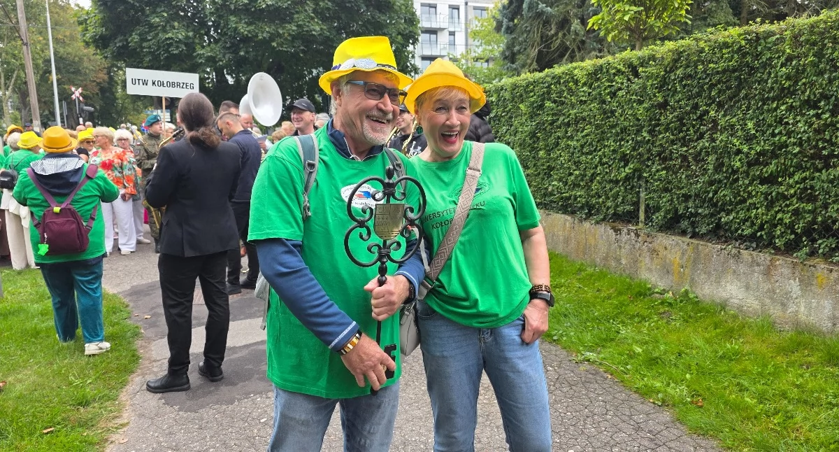 Wiadomości, Barwny korowód przeszedł ulicami miasta Senioralia jubileuszem - zdjęcie, fotografia