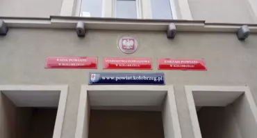 Starostwo otwarte krócej przed świętami. Do której godziny można załatwić sprawy?