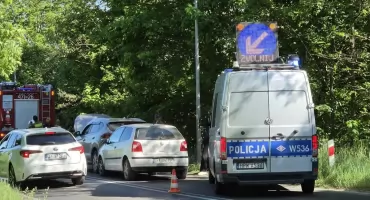 Zderzenie dwóch aut pod Kołobrzegiem. Korki w kierunku S6