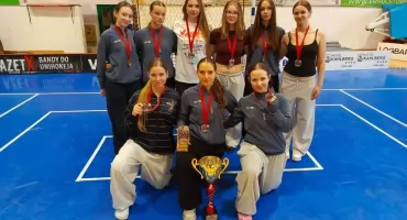 Złote dziewczyny z Sienkiewicza. Mistrzostwo Polski jedzie do Kołobrzegu