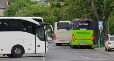 Kołobrzeska policja sprawdzi autokary przed wakacyjnymi wyjazdami. Rodzice mogą zgłaszać kontrole