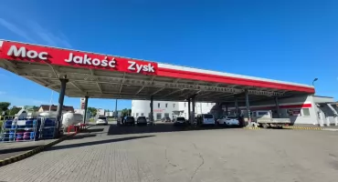Ostatni dzień niższego VAT-u na paliwa. Od jutra zmiany dla kierowców