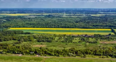 Kołobrzeg wyda 1,8 mln zł na drogę w gminie Ustronie Morskie. Radni chcą rozmów