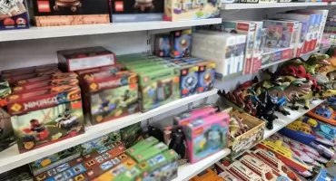 Podrobione zabawki. Policjanci zabezpieczyli ponad 180 produktów