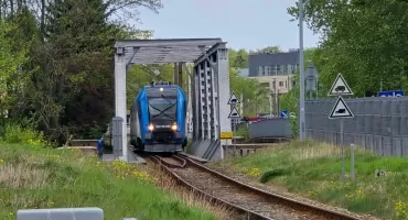 Mężczyzna potrącony przez pociąg. Służby wyjaśniają przyczyny zdarzenia