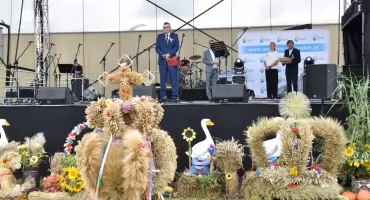 Dożynki Gminne w Ustroniu Morskim. Gwiazdą wieczoru Ronnie Ferrari