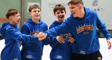 Zawodnik Kotwicy po testach w Barcelonie. Młody koszykarz wyjechał do Hiszpanii