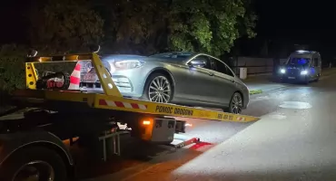 Miał ponad dwa promile i jechał zygzakiem. Świadkowie zatrzymali kierowcę mercedesa