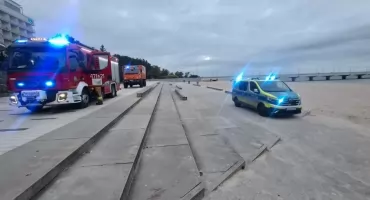 Tragiczny poranek nad morzem. Z wody wyłowiono ciało kobiety