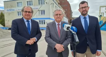 „Rząd i premier Tusk postanowili zaorać PŻB