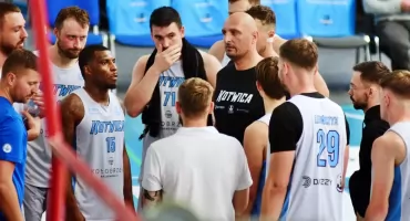 W sobotę mecz, w niedzielę otwarty trening. Zagraj jak zawodnik Kotwicy