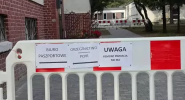 Utrudnienia przy Grottgera. Do 9 października zmienione wejście do kilku instytucji