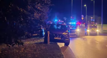 Pościg w rejonie Kołobrzegu. Za kierownicą mógł być poszukiwany 14-latek