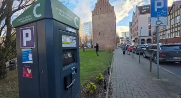 RPO zaskarżył zasady parkowania. Miasto zapowiada zmianę. Co z darmową godziną?