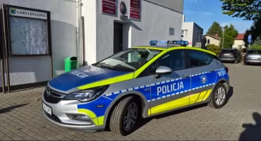 Drugie auto dla policjantów z Dygowa. Radiowóz w nowym oznakowaniu już przekazany