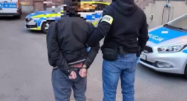 Jeden jechał po alkoholu, drugi miał do odbycia karę za przestępstwo drogowe